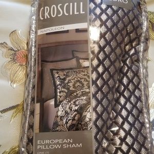 Croscill Euro pillow sham